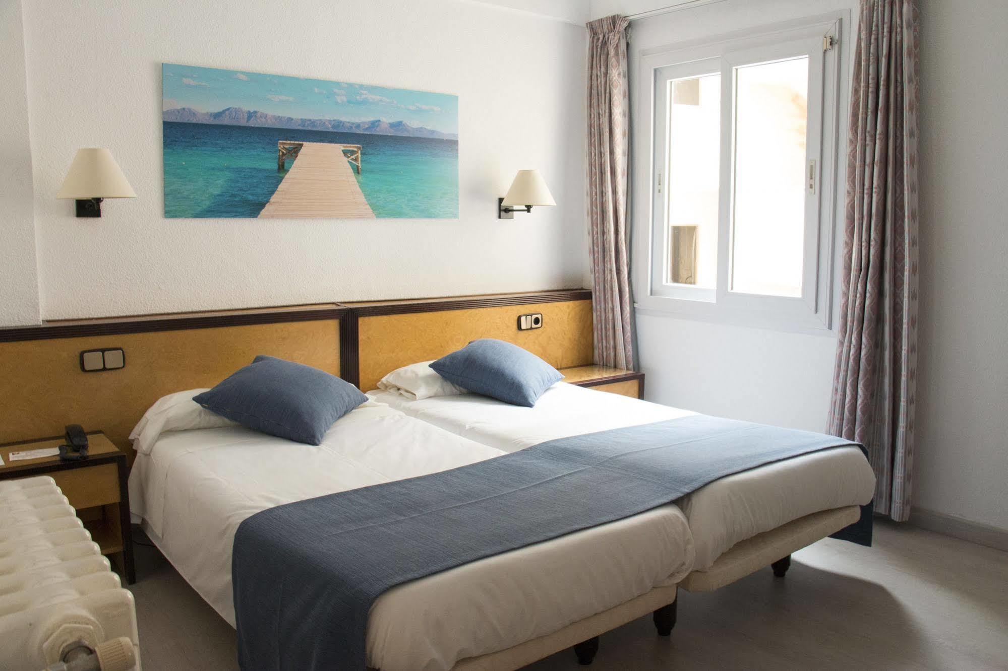Hotel Voramar Cala Millor  Ngoại thất bức ảnh